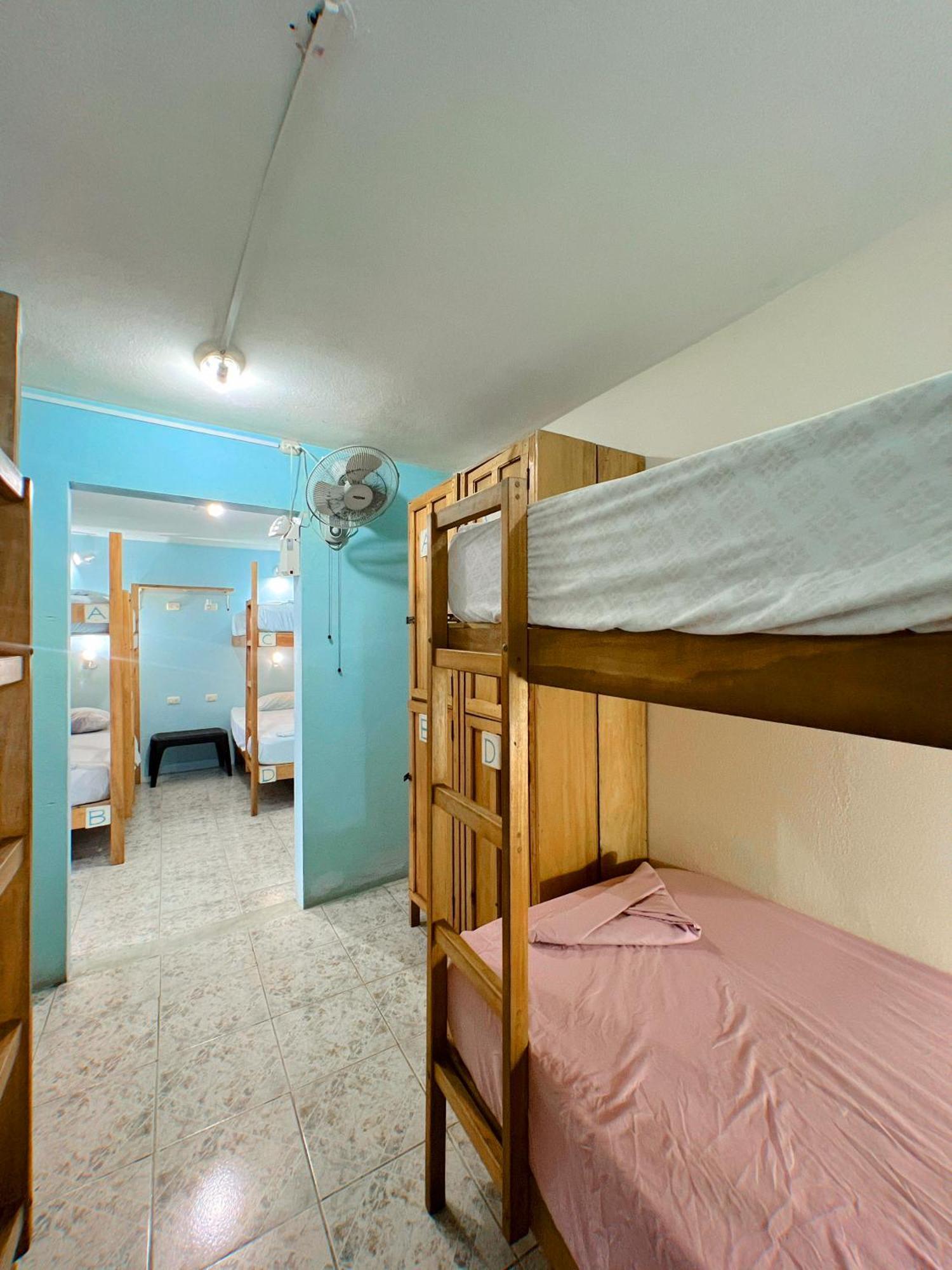 Bed 8-Bed Dormitory Room